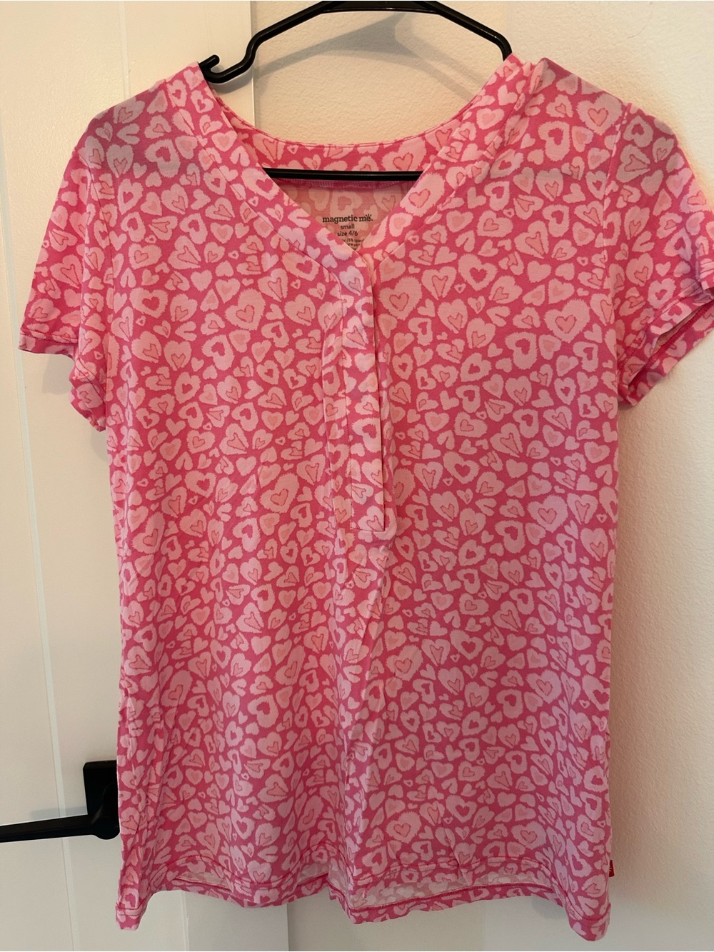 Size Small - Magnetic Me Pink Heart Print Short Sleeve Top